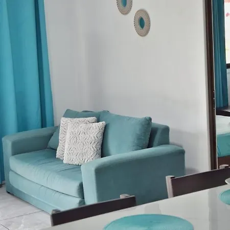 Cahuita Apartment By Angie Exterior foto